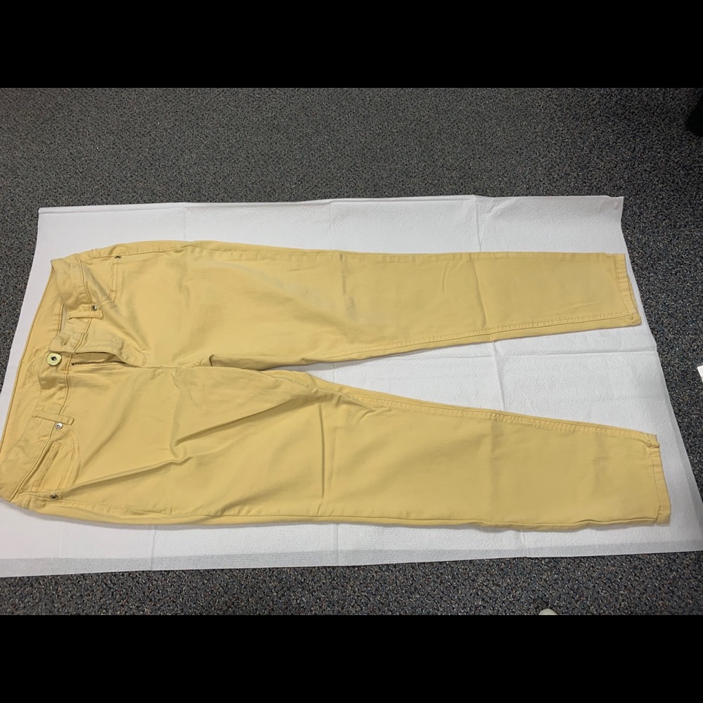 Maurices yellow jeggings